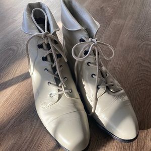 Vintage Cottage Core White Boots